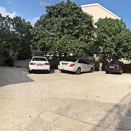 Sladojevic Διαμέρισμα Omiš