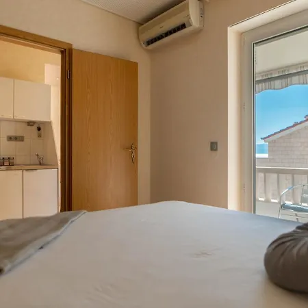 Sladojević Apartamento Omiš