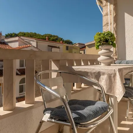 Sladojević Apartamento *