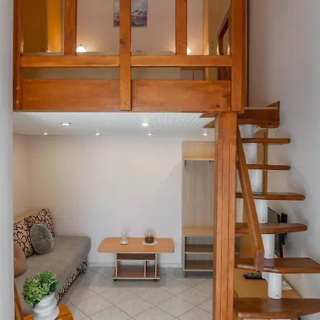 Sladojevic * أوميس