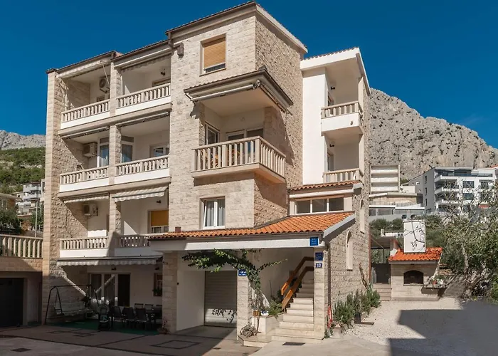 Apartman Sladojevic *