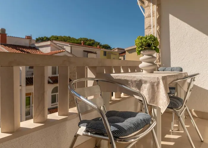 Sladojevic Apartamento *